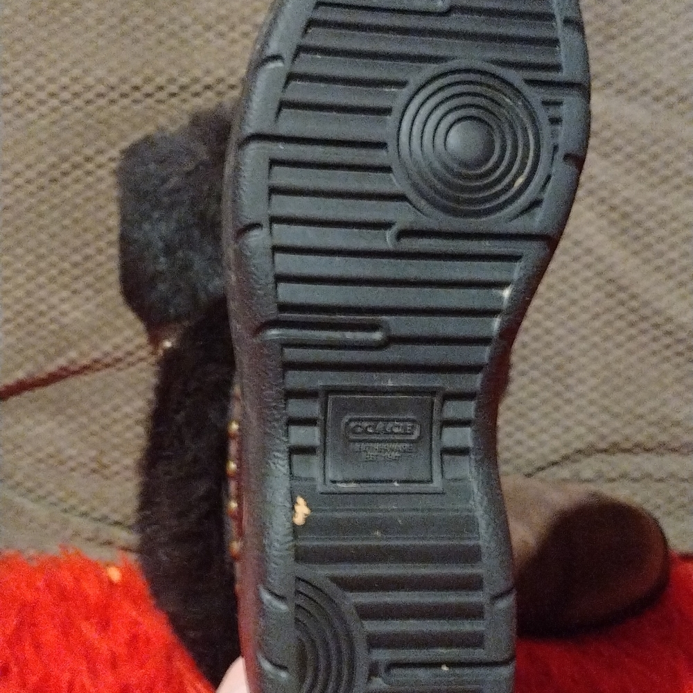 Beautiful Coach winter boots - Picture 3 of 4